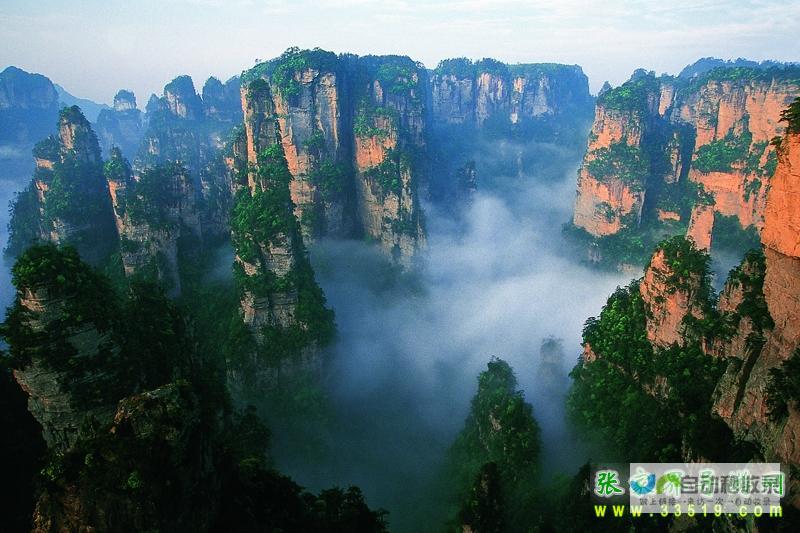 张家界旅游网站SEO优化指南：从关键词研究到内容策略，助力您在竞争激烈的旅游市场脱颖而出